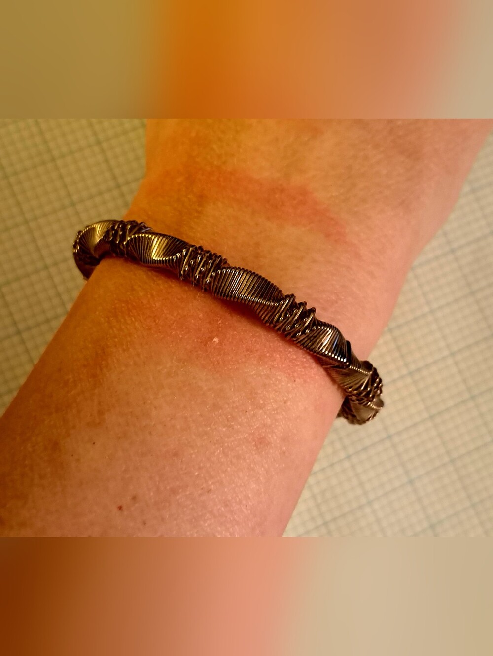 Textured Metal Coil Spring Wire Stretch Bracelet - Silver Tone